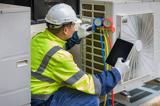 Professional Ac Installation technician working in Morris, OK
